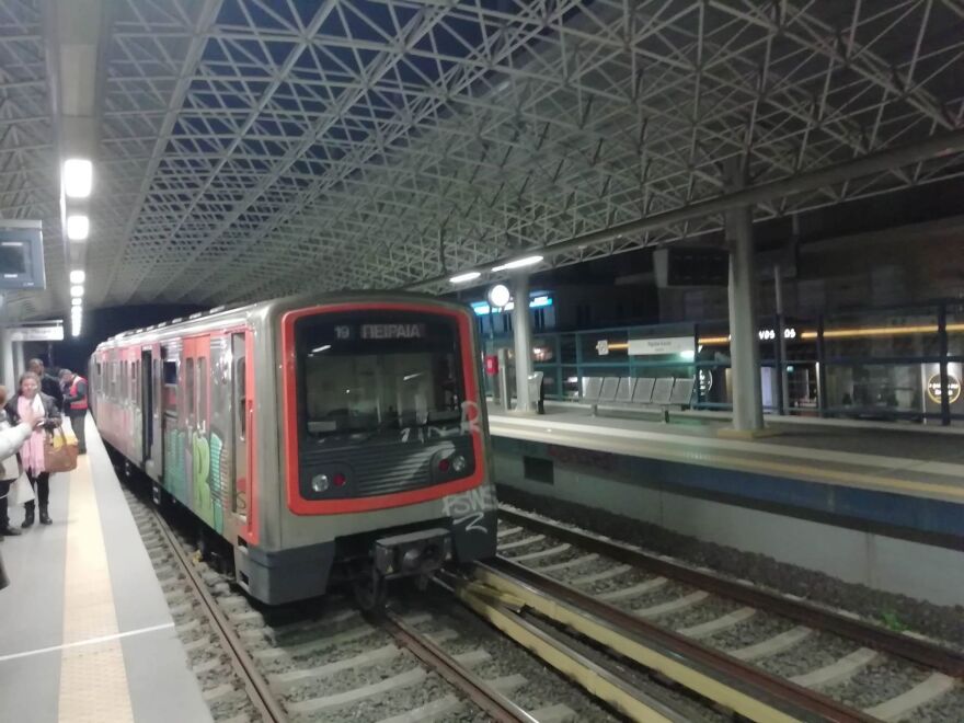 Συρμός του Ηλεκτρικού εκτροχιάστηκε στο Ηράκλειο