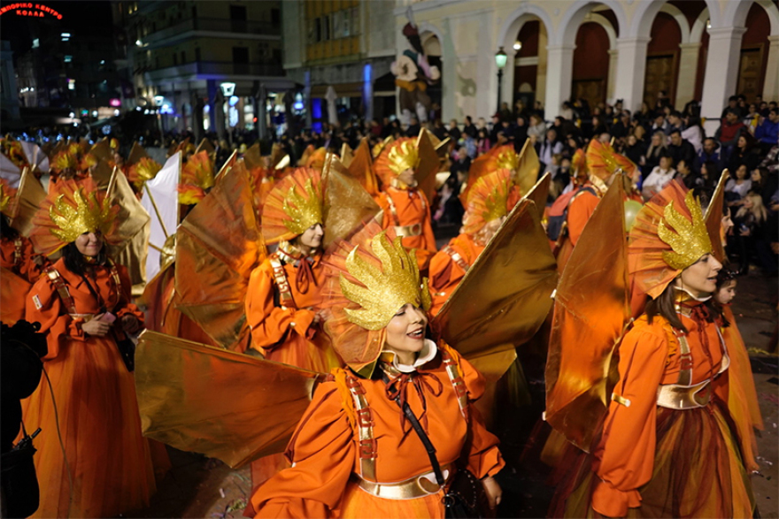 Πάνω από 40.000 καρναβαλιστές ξεχύθηκαν στους δρόμους της Πάτρας
