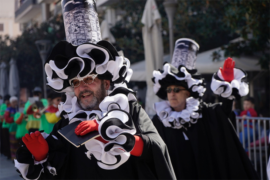 Βίντεο: Η μεγάλη παρέλαση στο καρναβάλι της Πάτρας
