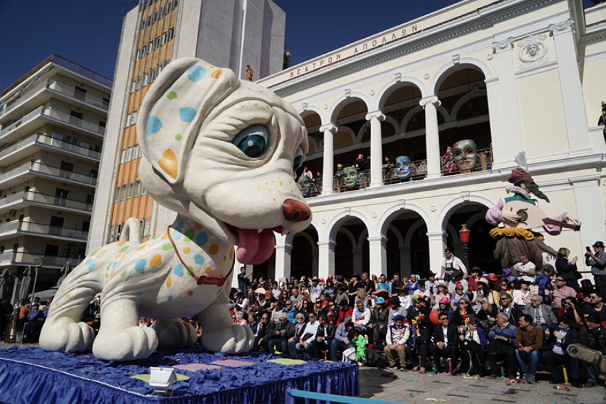 Βίντεο: Η μεγάλη παρέλαση στο καρναβάλι της Πάτρας