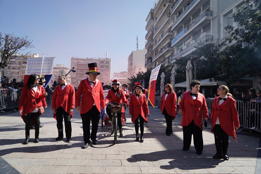 Βίντεο: Η μεγάλη παρέλαση στο καρναβάλι της Πάτρας