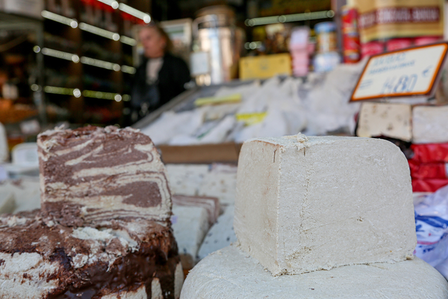 Καθαρά Δευτέρα - Σαρακοστή: Συμβουλές από τον ΕΦΕΤ για τη σωστή επιλογή των τροφίμων