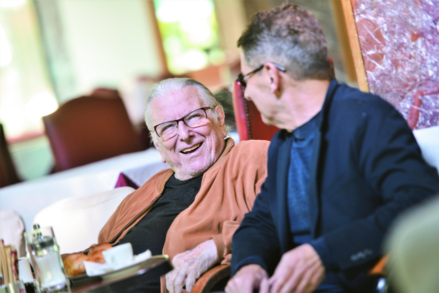 Κώστας Βουτσάς: Όταν περιέγραφε στον Δημήτρη Δανίκα τις απίστευτες ιστορίες του για έρωτες και σεξ στον κινηματογράφο