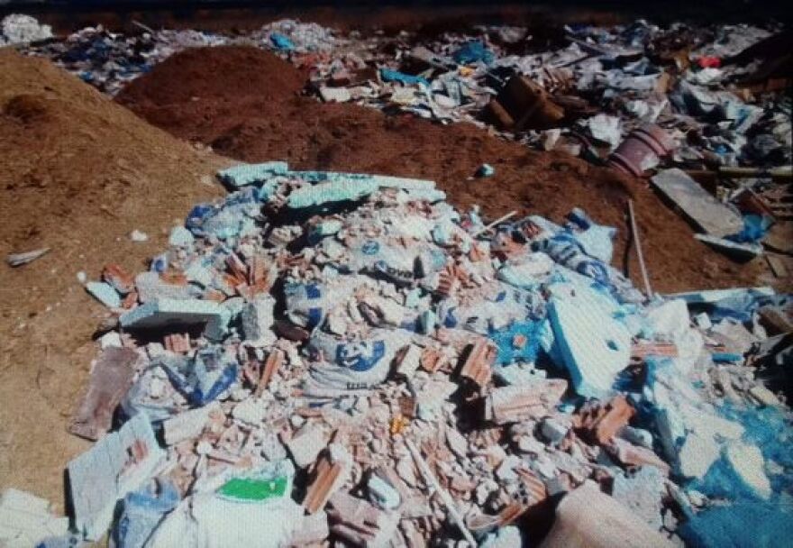 Εικόνες-σοκ: Σκουπιδότοπος το δέλτα του Σπερχειού