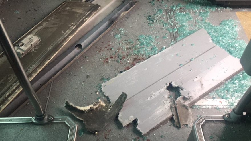 Σύγκρουση λεωφορείων στο Αιγάλεω - Έντεκα τραυματίες