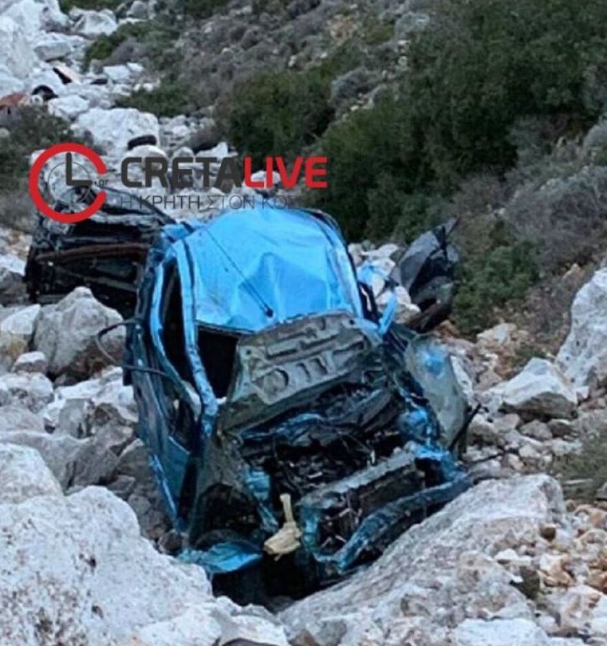Σοβαρό τροχαίο στο Ρέθυμνο: Τα παιδιά σώθηκαν γιατί «πετάχτηκαν» από το αυτοκίνητο!