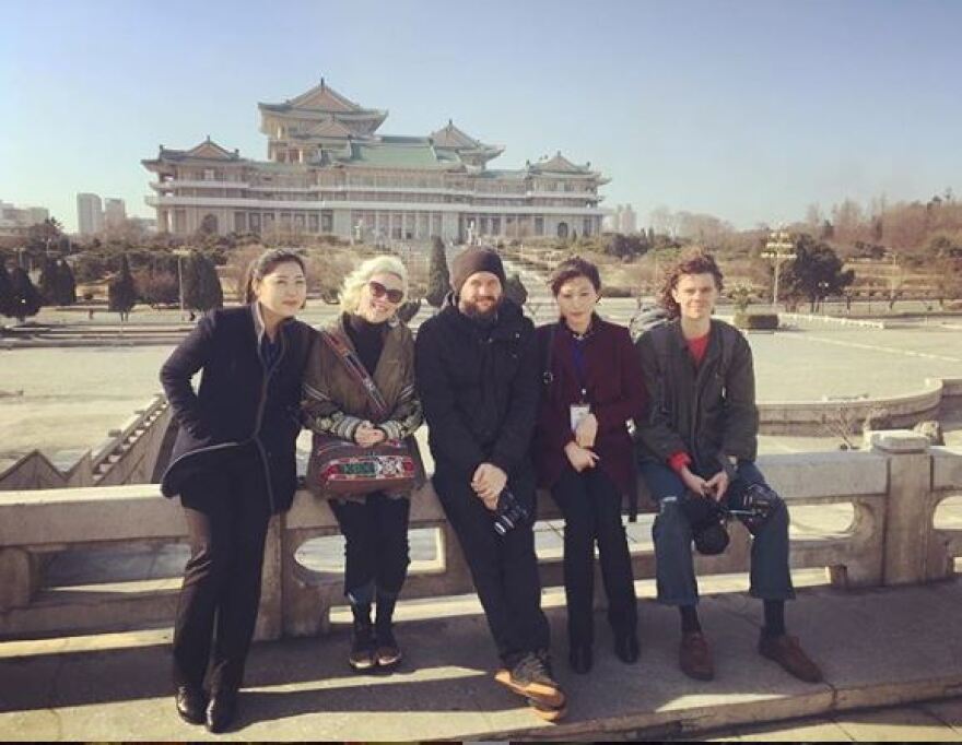 Βρετανίδα ποπ σταρ τραγουδά στην Βόρεια Κορέα