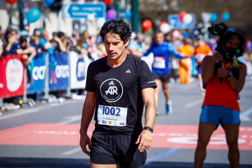 8ος Ημιμαραθώνιος: 22.000 δρομείς «κατέλαβαν» την Αθήνα 