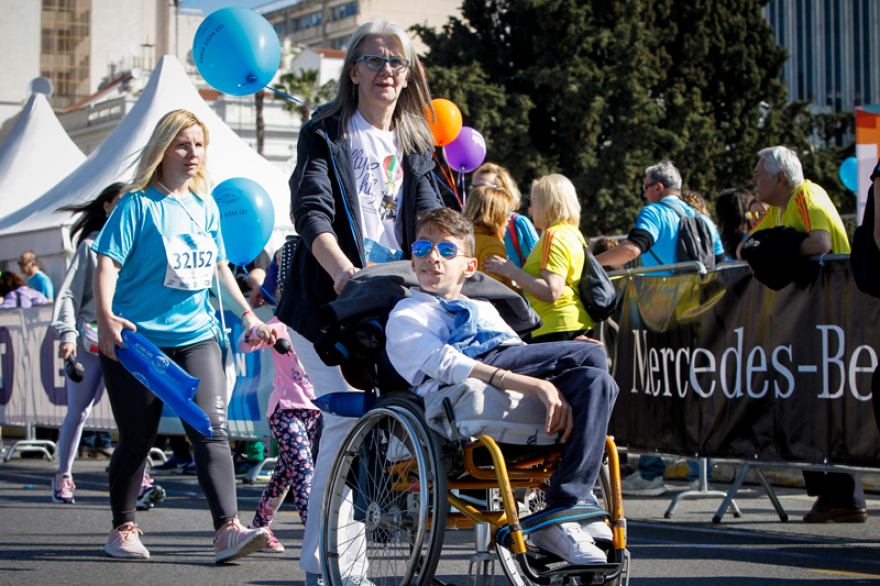 8ος Ημιμαραθώνιος: 22.000 δρομείς «κατέλαβαν» την Αθήνα 