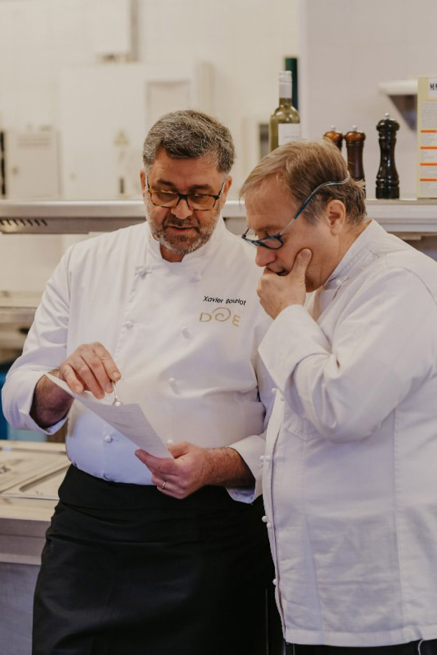 Nέα γαστρονομική εποχή για την bluegr Hotels & Resorts με τον βραβευμένο σεφ Γιάννη Μπαξεβάνη