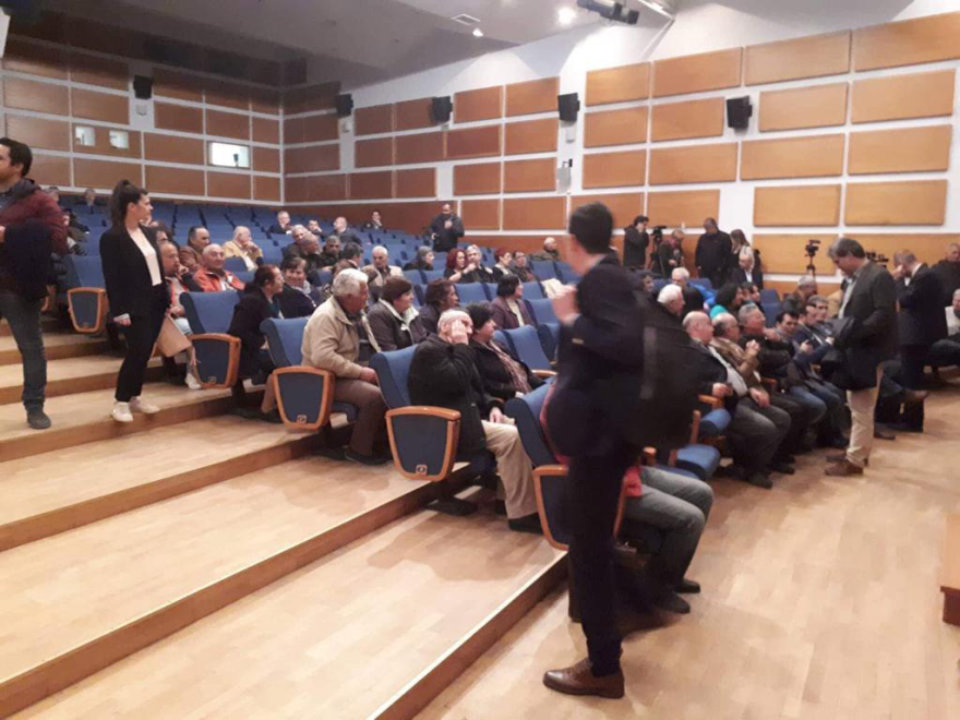 Nέο βίντεο: Με ύβρεις και αποδοκιμασίες υποδέχθηκαν τον Νίκο Παππά στο Κιλκίς