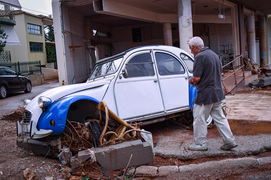 «Κόλαφος» η εισαγγελέας για τη Μάνδρα: Δεν φταίνε οι πλημμύρες, αλλά το ότι δεν έγιναν έργα!