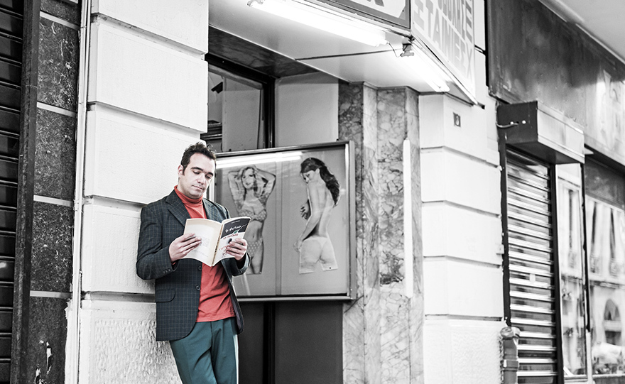 Selfies με κείμενα 3 συγγραφέων