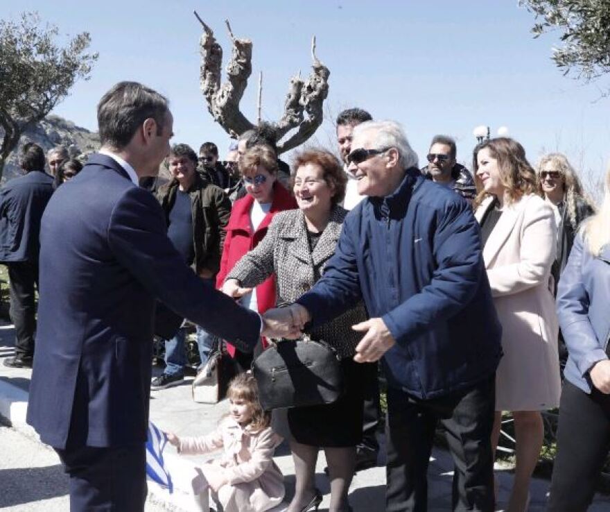 Στη Λήμνο για την 25η Μαρτίου ο Κυριάκος Μητσοτάκης: Κρατάμε τη σημαία πάντα ψηλά