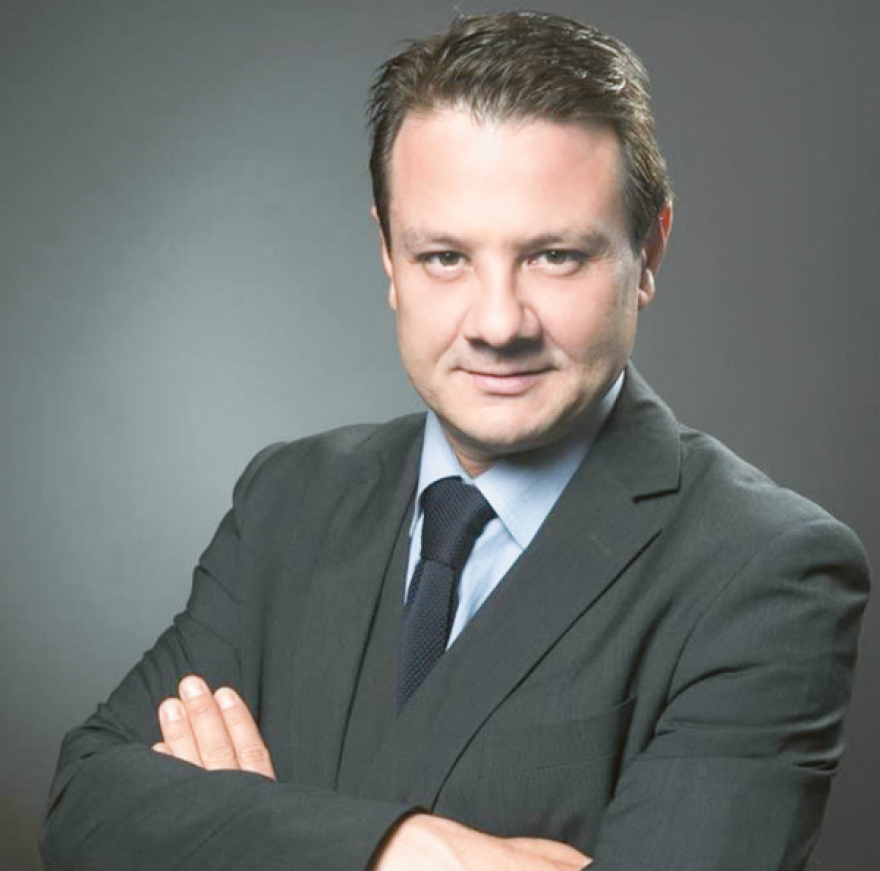 Πώς «ψάρευαν» φοιτήτριες  για escorts πολυτελείας