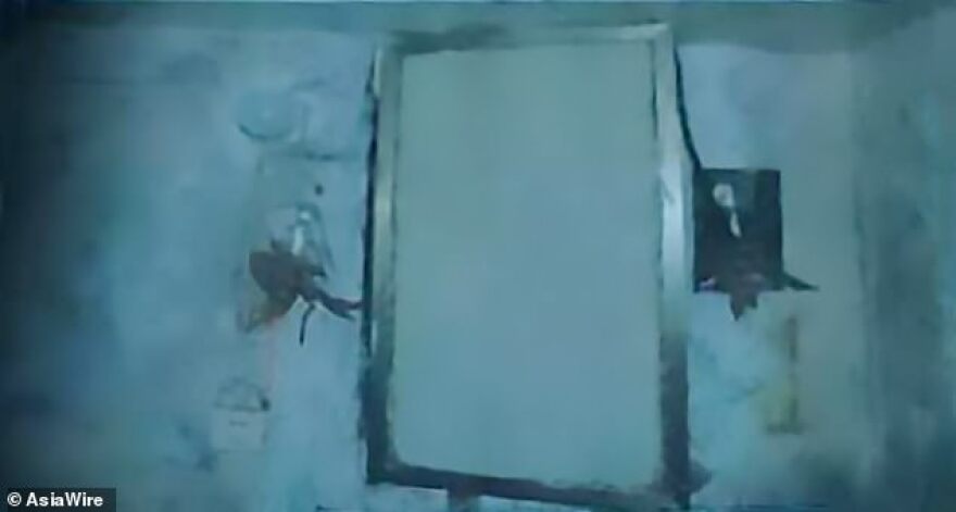 Φρίκη για 16χρονη στην Κίνα: Ταξιτζής την κρατούσε ως σκλάβα του σεξ σε αυτοσχέδιο μπουντρούμι