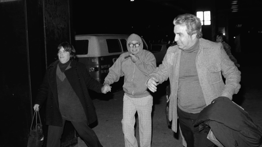 Η μαφία της Νέας Υόρκης, ο Φρανκ Κάλι και ο κύκλος του αίματος