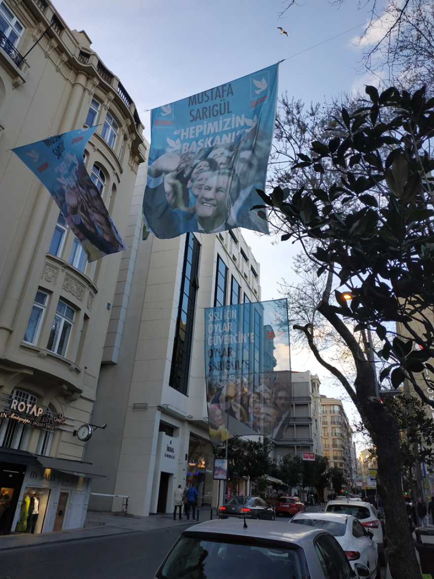 Με «ιστορίες αγάπης» προσπαθεί ο Ερντογάν να νικήσει στις δημοτικές εκλογές της Κυριακής - Δείτε φωτογραφίες