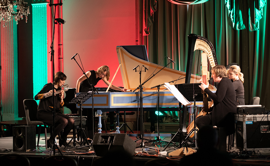 Με όραμα και με θαύμα