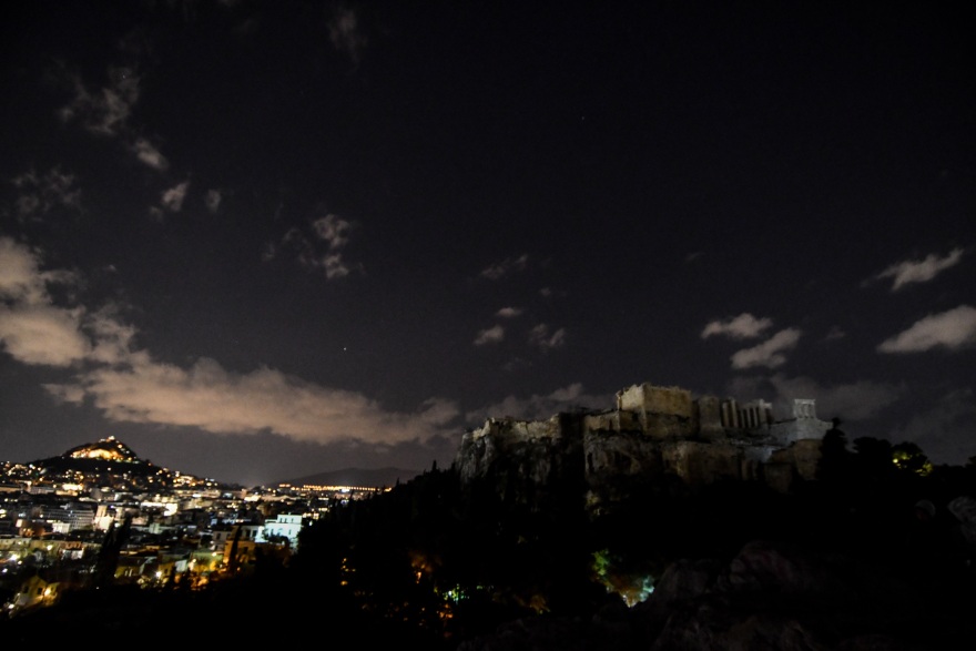 «Ωρα της Γης»: Έσβησαν τα φώτα στην Ακρόπολη - Φωτογραφία