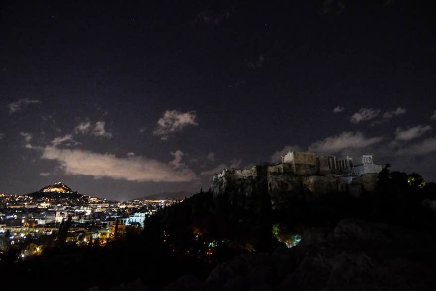 «Ωρα της Γης»: Έσβησαν τα φώτα στην Ακρόπολη - Φωτογραφία
