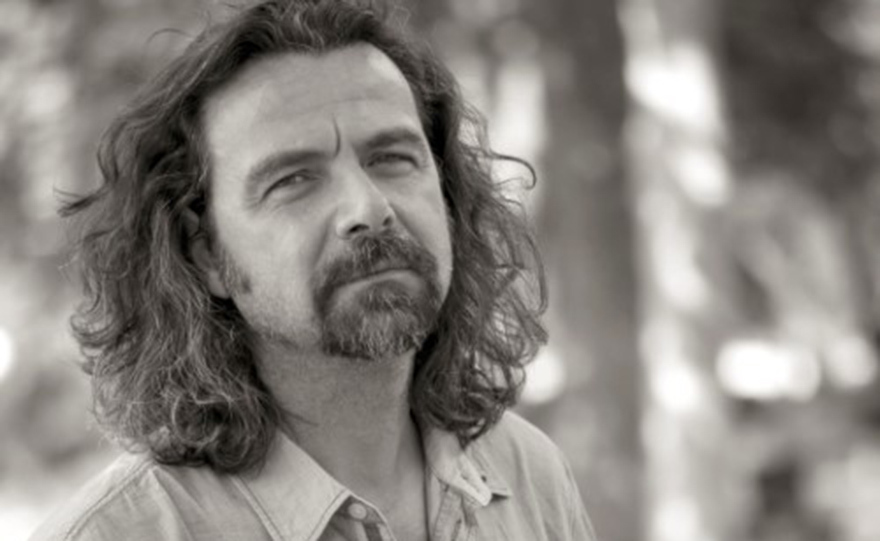 Η φιλήσυχη κοινωνία του Dogville εγκαθίσταται στο Μύλο
