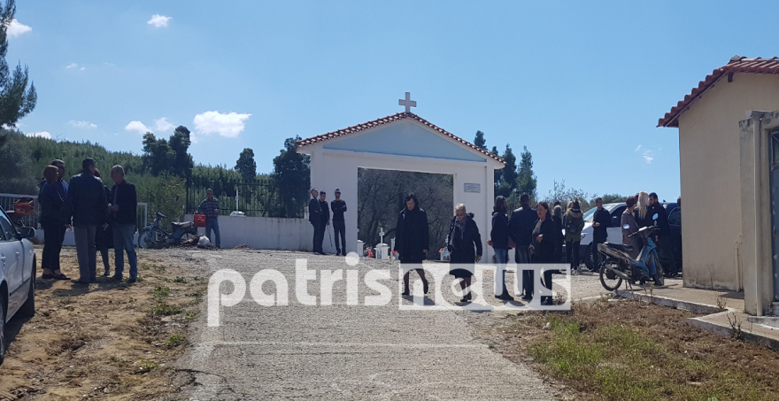 Θρήνος στην κηδεία της 22χρονης φοιτήτριας που βρέθηκε νεκρή στο Αιγάλεω