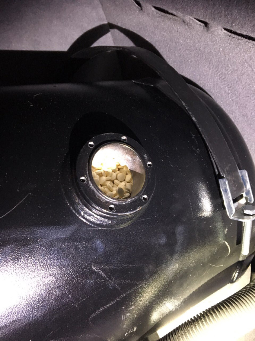 Χιλιάδες ναρκωτικά χάπια αξίας 7 εκατ. ευρώ εντοπίστηκαν σε BMW στο λιμάνι της Ηγουμενίτσας