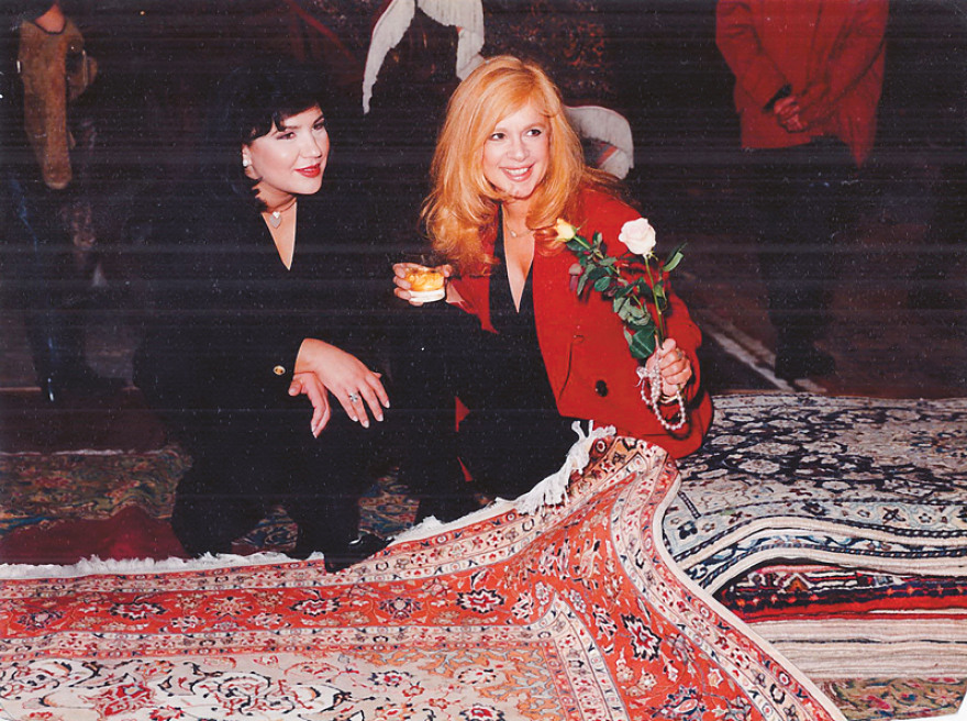 Δέσποινα Μοιραράκη: Μια... μπορδοροδοκόκκινη πτώχευση 