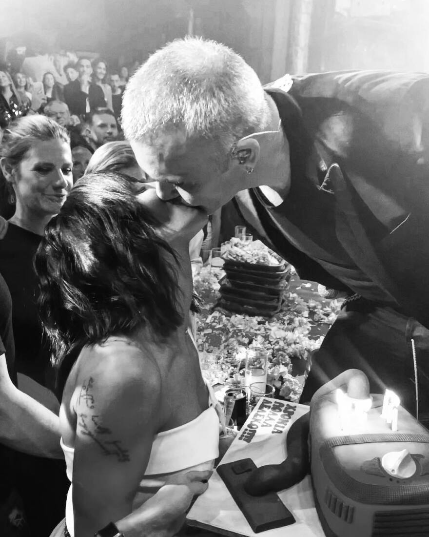 Στέλιος Ρόκκος: Το τρυφερό φιλί στη σύζυγό του για τα γενέθλιά της