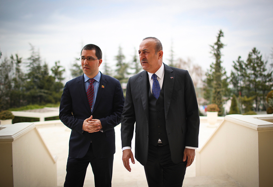 Αποδυναμωμένος ο  Ερντογάν: Έχασε τους μεγάλους δήμους και τα πλούσια παράλια 