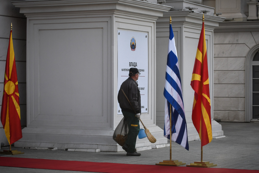 Συνάντηση Τσίπρα – Ζάεφ: H selfie, οι αγκαλιές και το... boyfriend