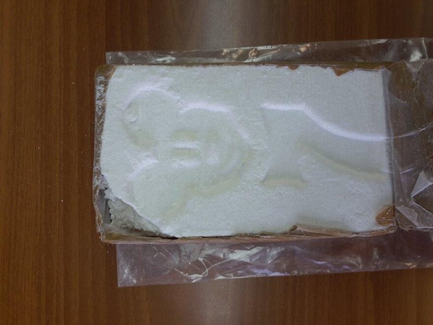 Σπείρα έσπρωχνε ναρκωτικά του... Μίκυ Μάους στο κέντρο της Αθήνας