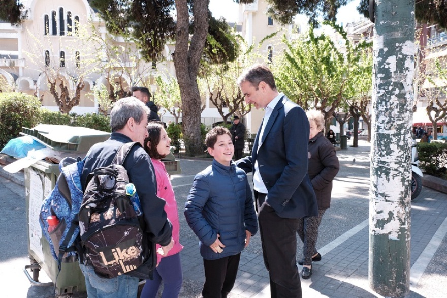 Μητσοτάκης από τα Σεπόλια: Αμεση μείωση κατά 30% στον ΕΝΦΙΑ και στο 13% ο ΦΠΑ στην εστίαση