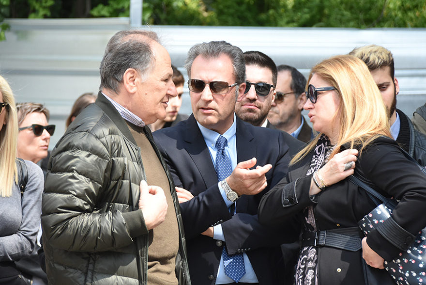 Το τελευταίο «αντίο» στον Βασίλη Λυριτζή