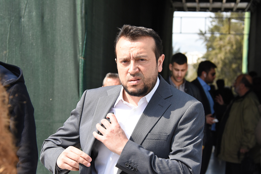 Το τελευταίο «αντίο» στον Βασίλη Λυριτζή