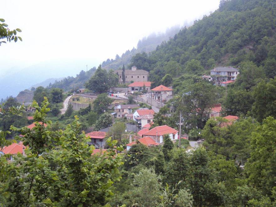 Μαρτυρικά χωριά στο Ζαγόρι το Ηλιοχώρι, η Λεπτοκαρυά και η Βοβούσα 