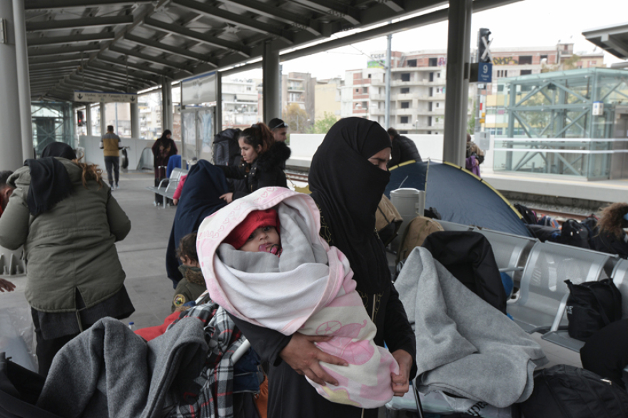 Κατάληψη από πρόσφυγες στον Σταθμό Λαρίσης - Σκηνές Ειδομένης και συγκρούσεις στα Διαβατά