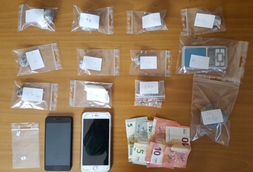 Αλεξανδρούπολη: Ανήλικος πωλούσε χασίς σε μαθητές