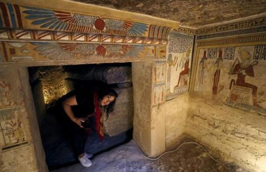 Βρέθηκαν μουμιοποιημένα ποντίκια και γάτες σε αρχαίο αιγυπτιακό τάφο