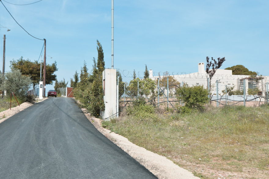 Δραγασάκης: Ασφαλτόστρωσαν τον δρόμο μέχρι  την πόρτα του εξοχικού του 