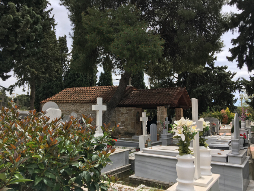 Τραγωδία στο Χαλάνδρι: Σπαραγμός στην κηδεία του 4χρονου Βασίλη