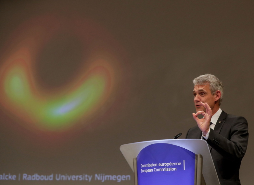 NASA: Οι Μαύρες Τρύπες αποκαλύπτουν τα μυστικά τους - Η πρώτη πραγματική εικόνα