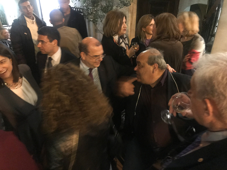 Σαμαράς, βουλευτές και πανεπιστημιακοί στην εκδήλωση του Στάθη Ευσταθόπουλου