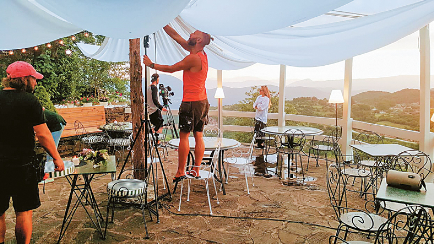 Ντένζελ Ουάσινγκτον  και υιός στα Ζαγοροχώρια! 