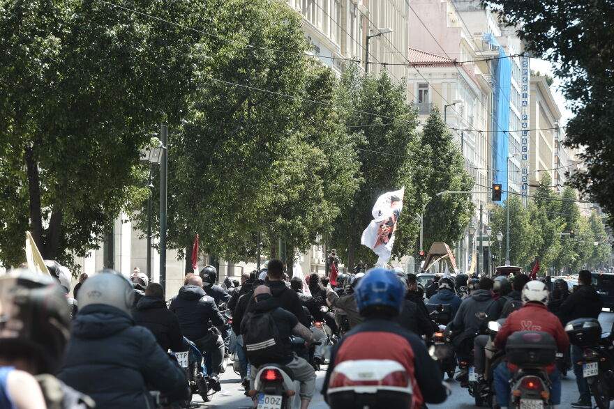 Στο Πεδίον του Άρεως οι ντελιβεράδες - Έκαναν μοτοπορεία στο υπ. Εργασίας