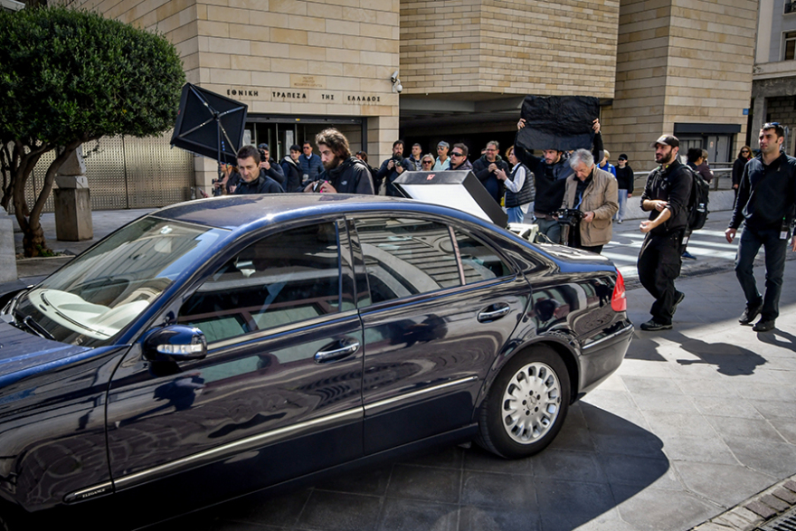 Φωτογραφίες από τα γυρίσματα της ταινίας του Γαβρά για το 6μηνο του Grexit