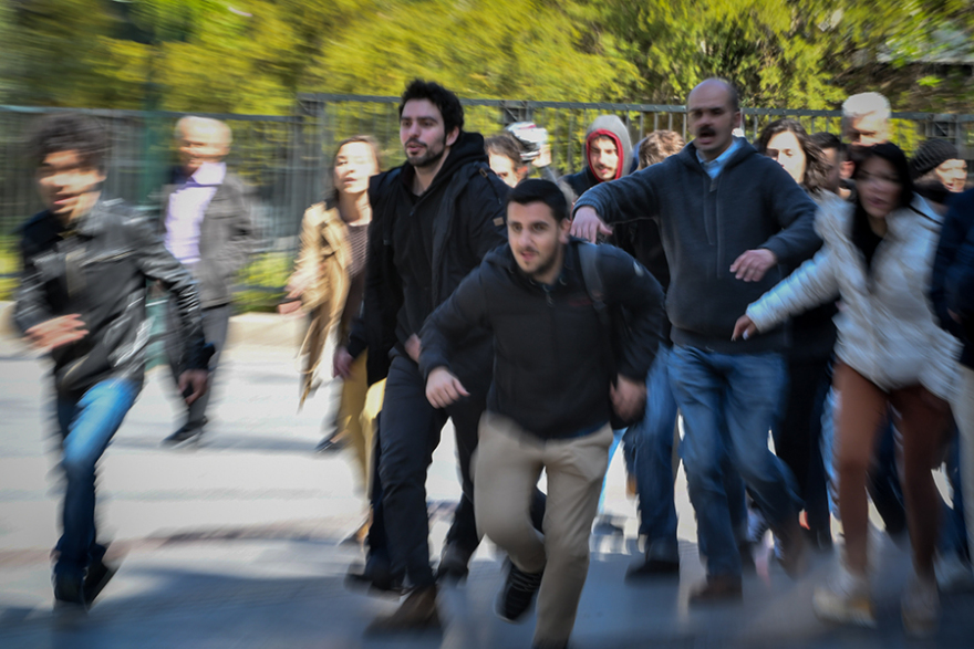 Φωτογραφίες από τα γυρίσματα της ταινίας του Γαβρά για το 6μηνο του Grexit