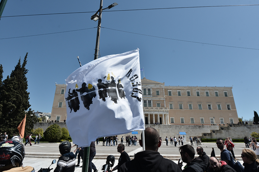 Στο Πεδίον του Άρεως οι ντελιβεράδες - Έκαναν μοτοπορεία στο υπ. Εργασίας