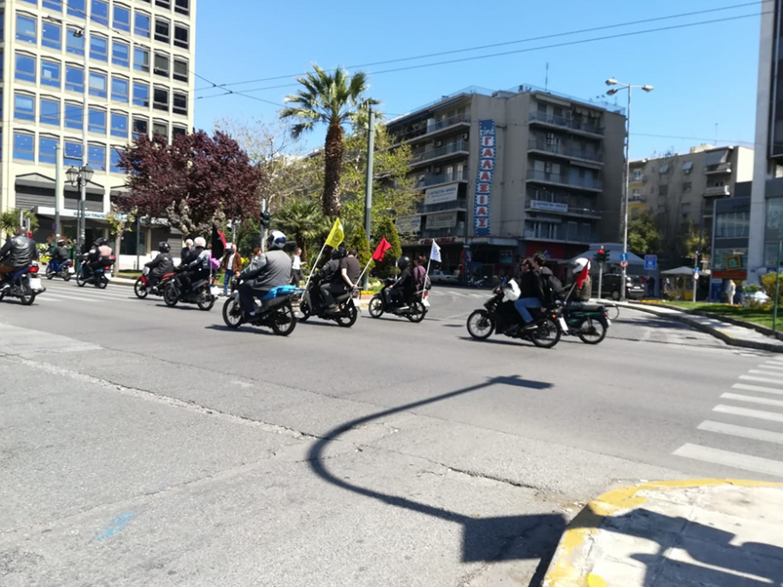 Στο Πεδίον του Άρεως οι ντελιβεράδες - Έκαναν μοτοπορεία στο υπ. Εργασίας